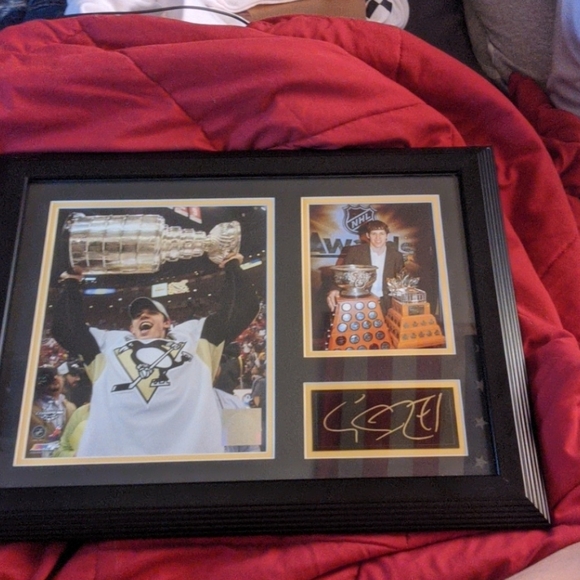 Evgeni Malkin 2009 Stanley Cup pic with autograph